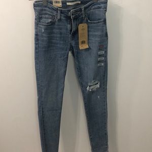 Levi’s 711 Skinny Mid Rise Jeans